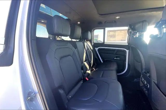 2026 Land Rover Defender P500 V8