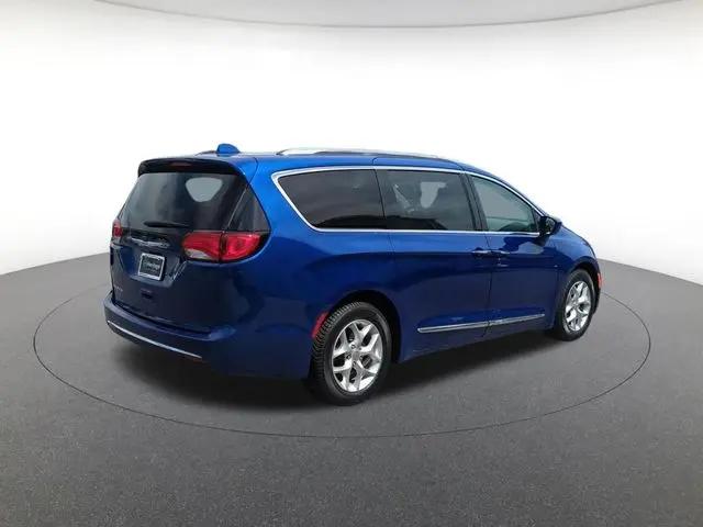 2019 Chrysler Pacifica Touring L Plus