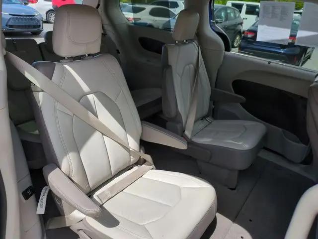 2019 Chrysler Pacifica Touring L Plus