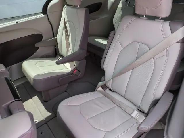 2019 Chrysler Pacifica Touring L Plus