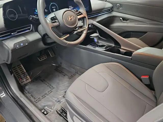 2025 Hyundai Elantra Hybrid SEL Sport