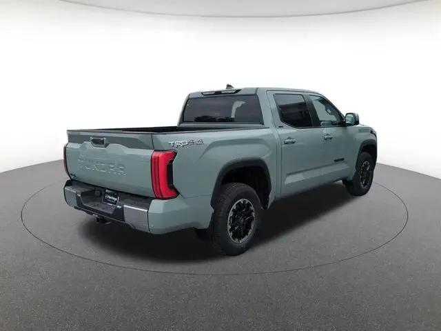 2026 Toyota Tundra SR5 CrewMax 5.5' Bed