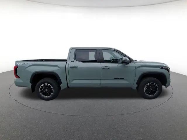 2026 Toyota Tundra SR5 CrewMax 5.5' Bed