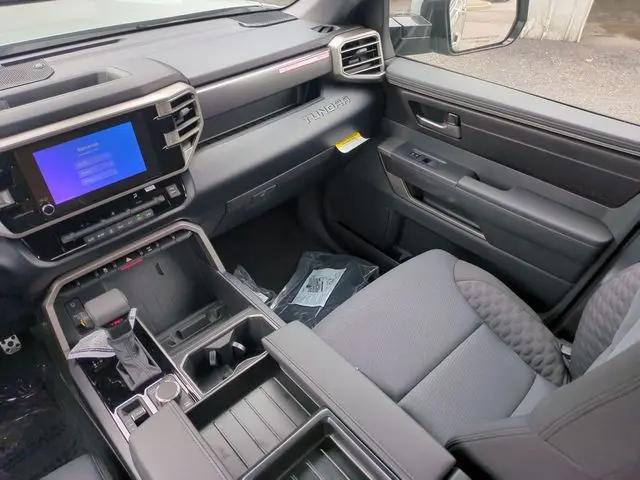 2026 Toyota Tundra SR5 CrewMax 5.5' Bed