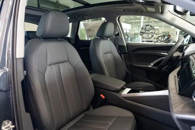 2026 Audi Q5 Premium Plus TFSI quattro S tronic
