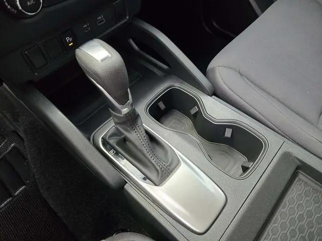 2024 Nissan Frontier Crew Cab S 4x4
