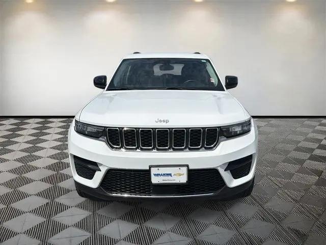 2024 Jeep Grand Cherokee Laredo 4x4
