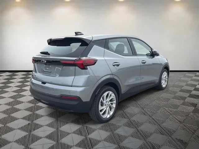 2027 Chevrolet Bolt LT FWD