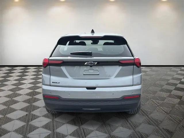 2027 Chevrolet Bolt LT FWD