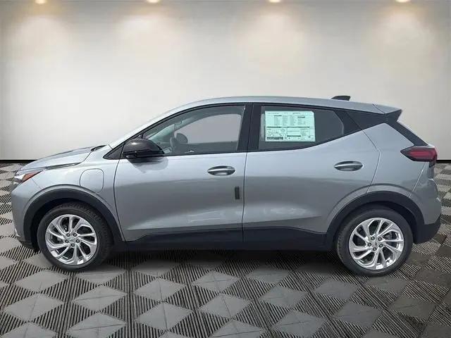 2027 Chevrolet Bolt LT FWD