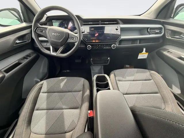 2027 Chevrolet Bolt LT FWD
