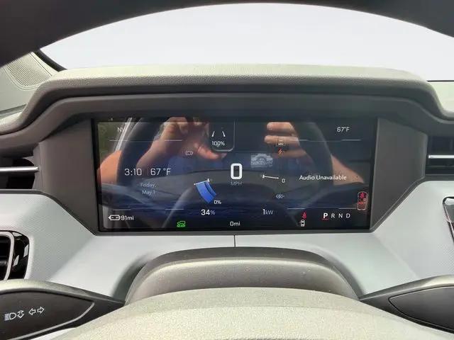 2027 Chevrolet Bolt LT FWD