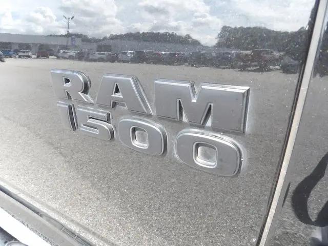 2018 Ram 1500 Express Crew Cab 4x2 5'7" Box