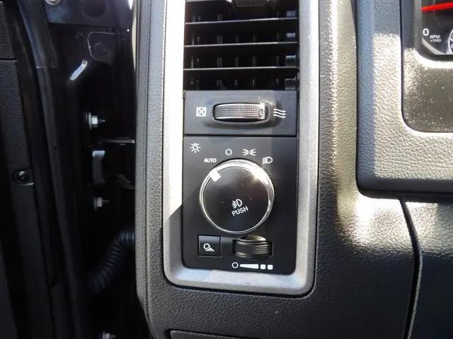 2018 Ram 1500 Express Crew Cab 4x2 5'7" Box