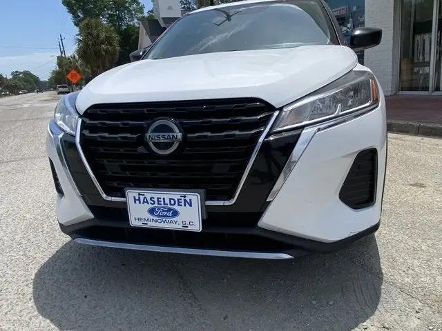2021 Nissan Kicks S Xtronic CVT