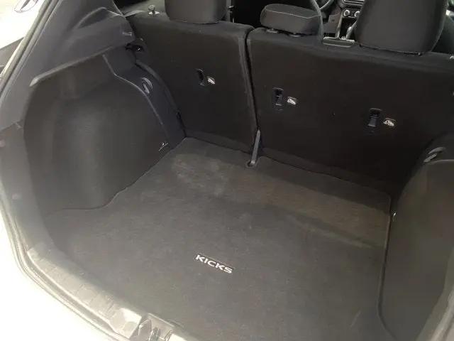 2021 Nissan Kicks S Xtronic CVT