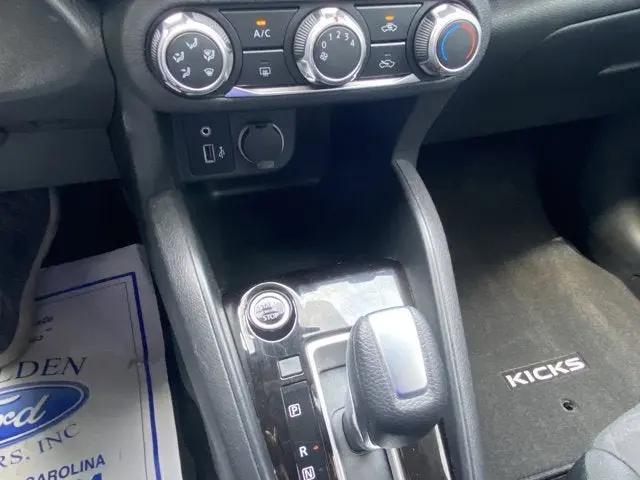 2021 Nissan Kicks S Xtronic CVT