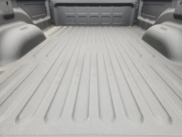 2025 Ram 2500 Tradesman Crew Cab 4x2 8' Box