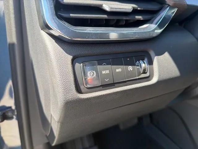 2026 GMC Acadia Denali AWD