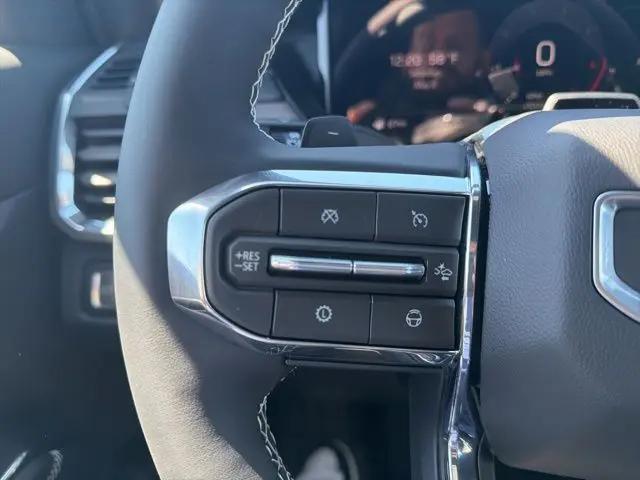 2026 GMC Acadia Denali AWD