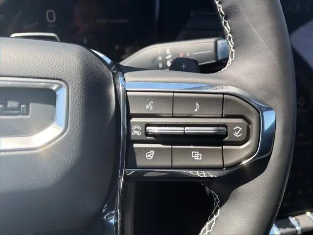 2026 GMC Acadia Denali AWD