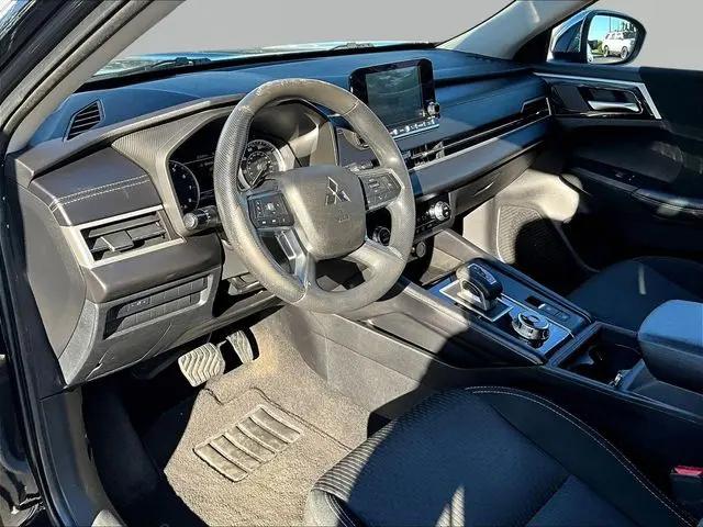 2022 Mitsubishi Outlander ES 2.5 2WD