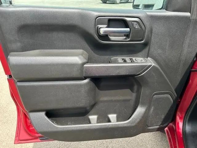 2020 Chevrolet Silverado 1500 4WD Double Cab Standard Bed Custom