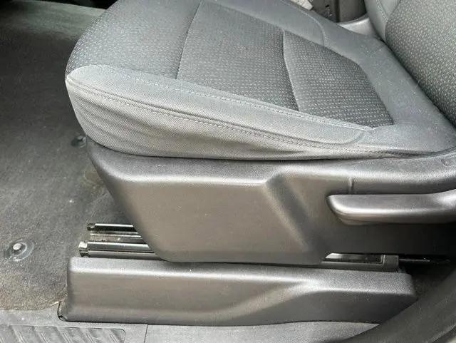 2020 Chevrolet Silverado 1500 4WD Double Cab Standard Bed Custom