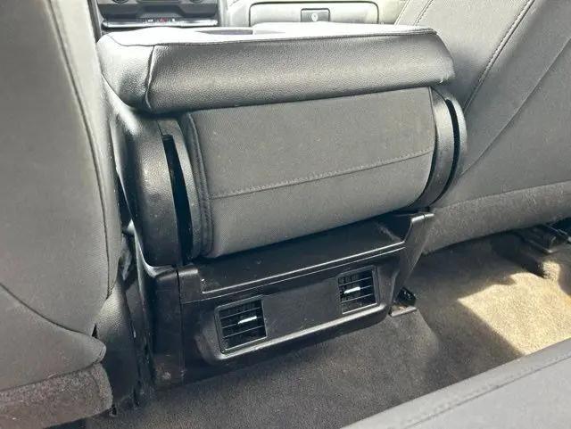 2020 Chevrolet Silverado 1500 4WD Double Cab Standard Bed Custom
