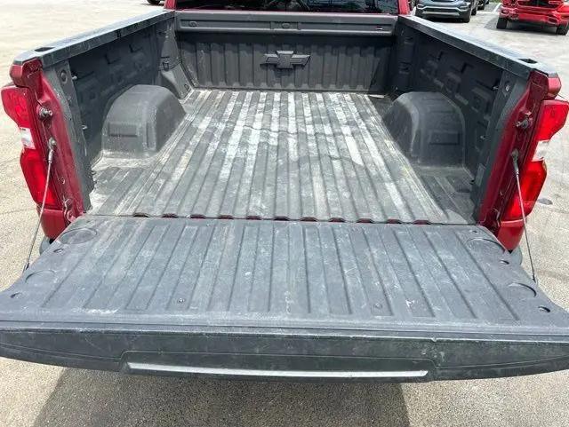 2020 Chevrolet Silverado 1500 4WD Double Cab Standard Bed Custom