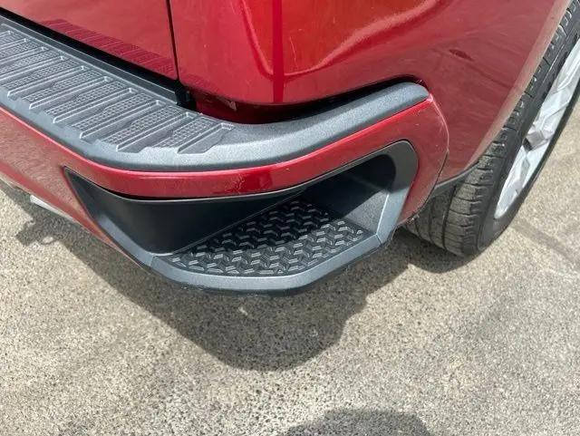 2020 Chevrolet Silverado 1500 4WD Double Cab Standard Bed Custom