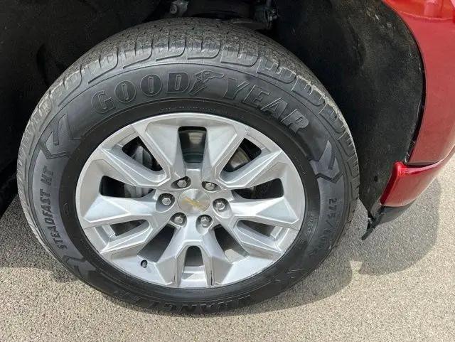 2020 Chevrolet Silverado 1500 4WD Double Cab Standard Bed Custom