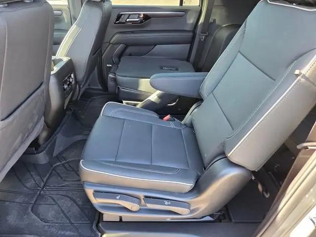 2026 Chevrolet Suburban Premier, 4WD