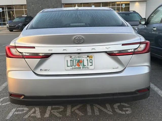 2025 Toyota Camry LE