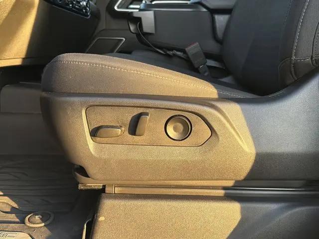 2023 GMC Sierra 1500 2WD Crew Cab Short Box Elevation