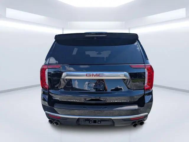 2022 GMC Yukon 4WD Denali