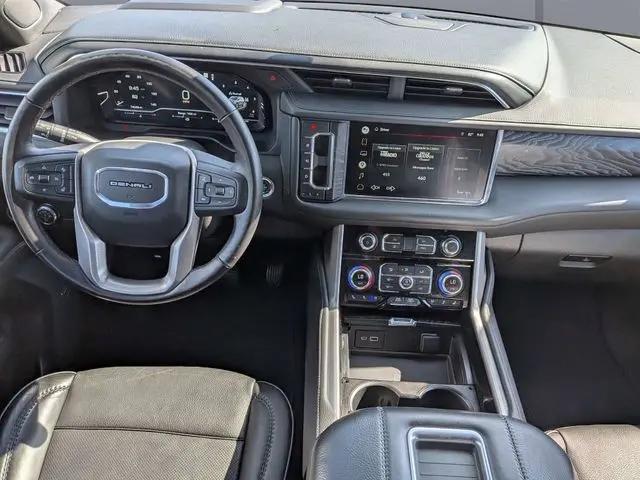 2022 GMC Yukon 4WD Denali