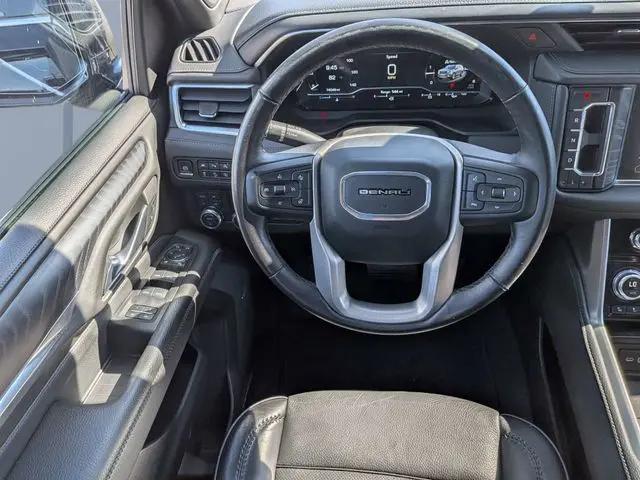 2022 GMC Yukon 4WD Denali