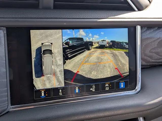 2022 GMC Yukon 4WD Denali