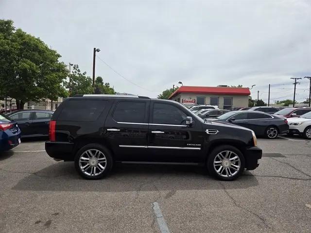 2011 Cadillac Escalade Platinum Edition