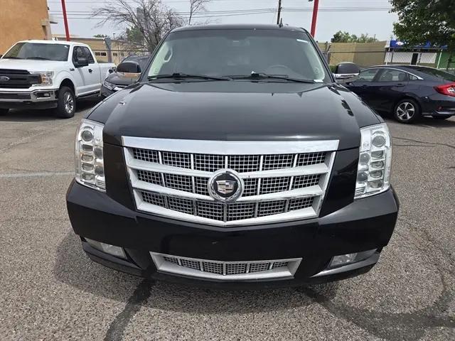 2011 Cadillac Escalade Platinum Edition