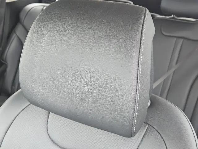 2025 Genesis GV80 2.5T Standard AWD