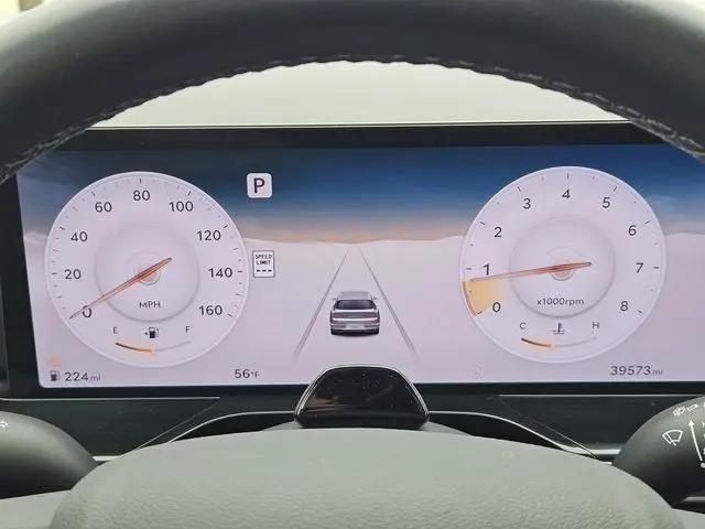 2025 Genesis GV80 2.5T Standard AWD