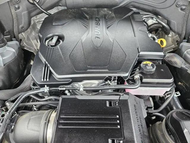 2025 Genesis GV80 2.5T Standard AWD