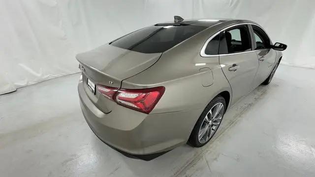 2022 Chevrolet Malibu FWD LT