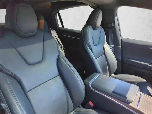 2022 Tesla Model X Dual Motor All-Wheel Drive