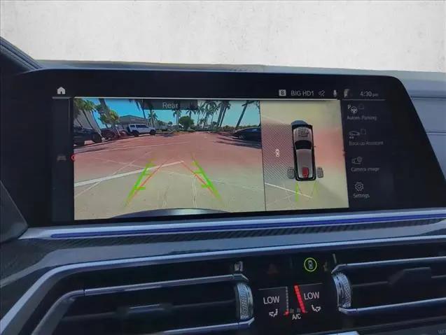 2022 BMW X5 M50i