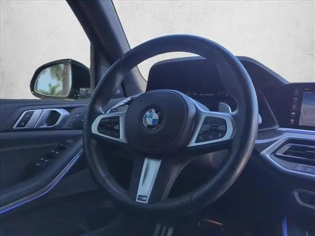 2022 BMW X5 M50i