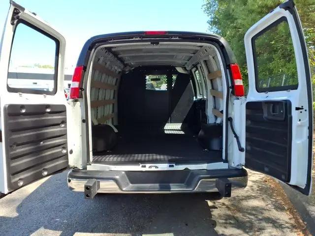 2024 Chevrolet Express Cargo Van RWD 2500 Regular Wheelbase WT