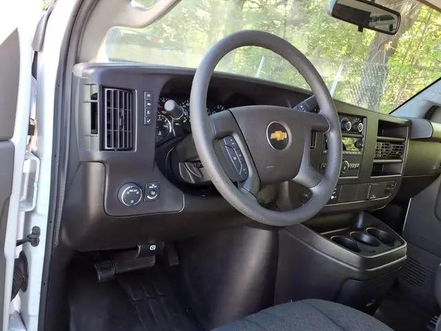2024 Chevrolet Express Cargo Van RWD 2500 Regular Wheelbase WT